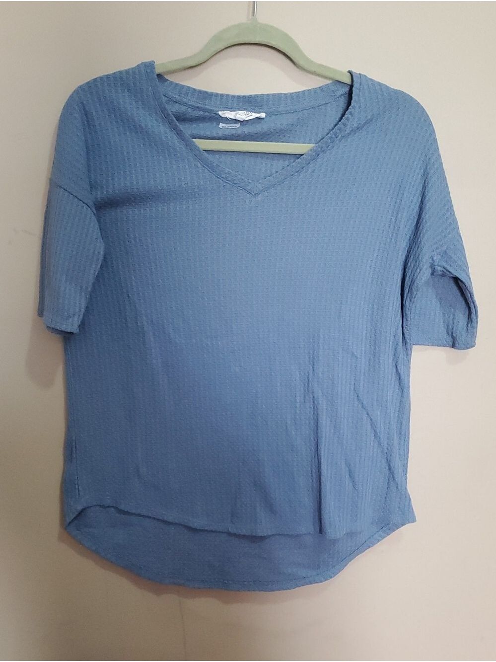 Workshop Republic Clothing Light Blue V-Neck Short Sleeve Top Size Small